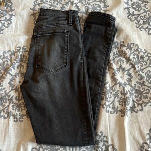 Gap skinny high rise jeans. Muted black. 27R.